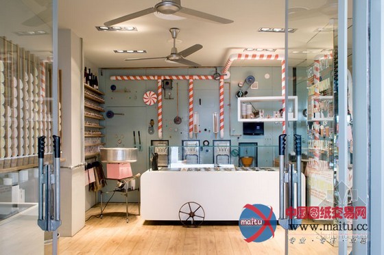 西班牙清新冰淇淋店设计 异想天开的幻想
