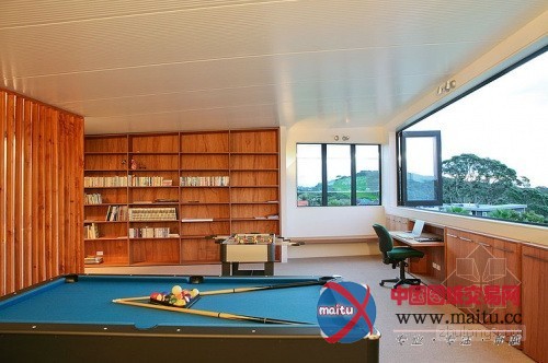 新西兰海滩住宅设计 充满活力质朴的空间