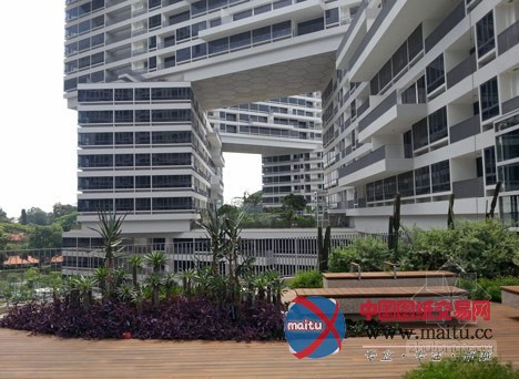 OMA设计的新加坡交错式住宅建筑即将竣工