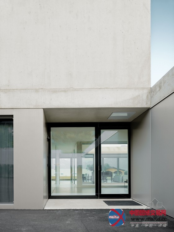 Niklaus Graber&Christoph Steiger事务所设计的瑞士别墅项目