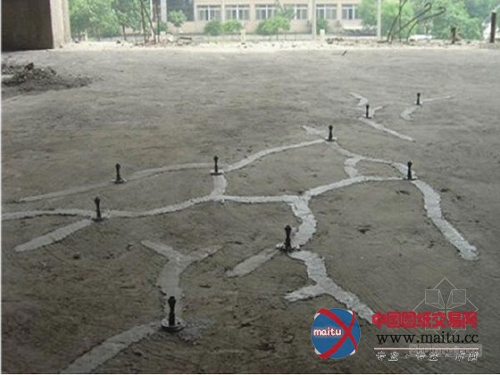 杭州试点路面小孔注浆修复新工艺