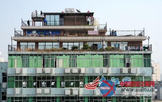 南昌最牛“空中别墅”开始自拆