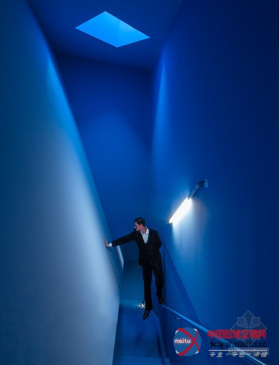 paul le quernec设计的法国文化中心