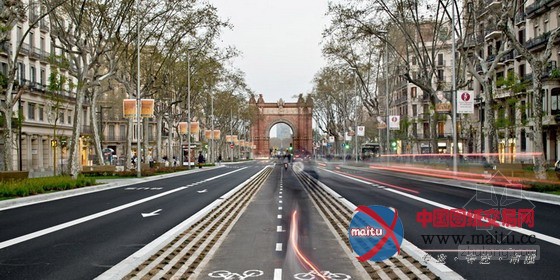 西班牙巴塞罗纳Passeig de St Joan大道改建