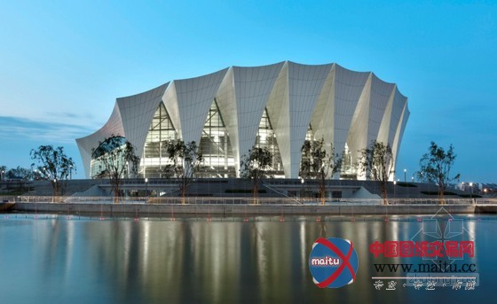 三座gmp体育场获奖 IOC/IAKS体育设施奖,两项金奖和一项铜奖