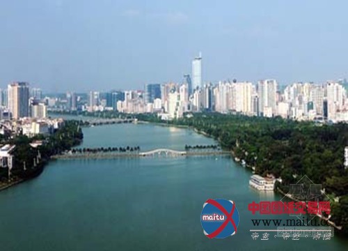 广西南宁投巨资整治湖泊污染打造“中国水城”