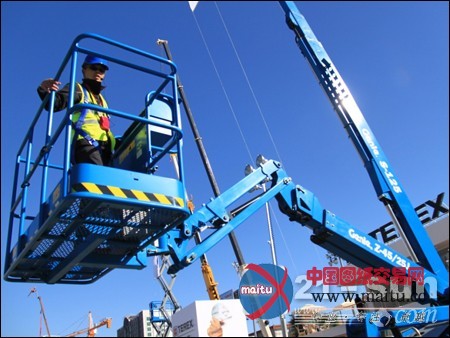 吉尼获工程机械造型与外观质量评比一等奖