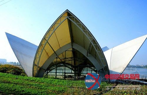 江苏海安现山寨版“悉尼歌剧院” 造价约60万