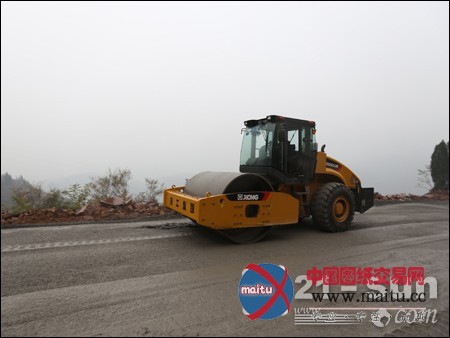 精彩施工:徐工压路机在邵吉线上展风采