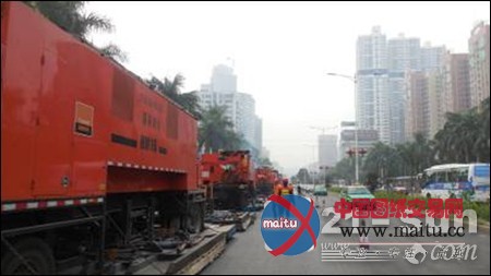 英达治理珠海迎宾南路白改黑路面复杂路病