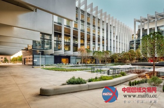 西班牙雷普索尔办公区获得Plantinum LEED认证