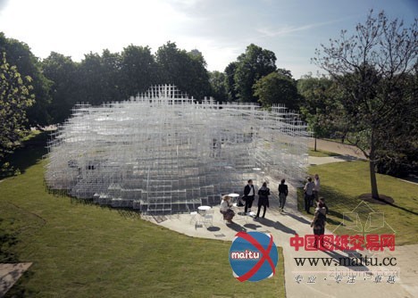 藤本壮介的建筑哲学:每种建筑的中间都有一个空间