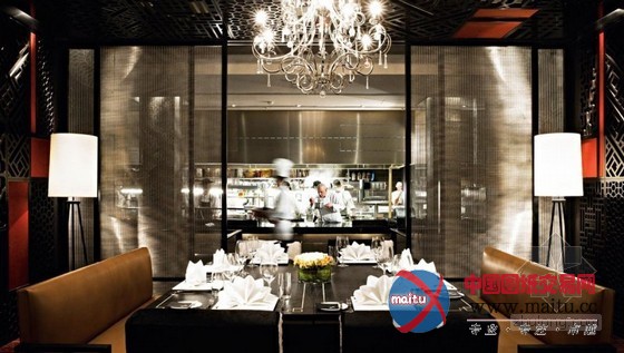 与众不同!上海斯沃琪和平饭店艺术中心设计