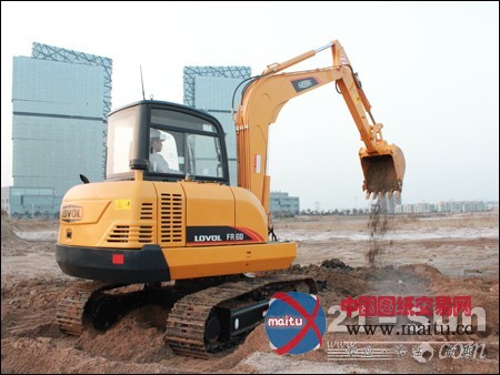 福田雷沃FR60国三排放液压挖掘机顺势发布