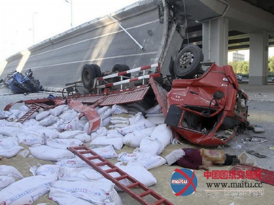 长春远达大桥引桥坍塌 盘点那些脆弱的桥(组图)