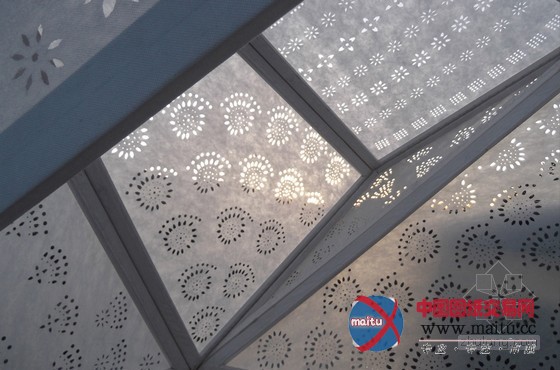 X工作室设计的墨西哥半透明庇护所