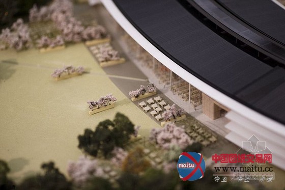 苹果公司公开新总部沙盘 如宇宙飞船