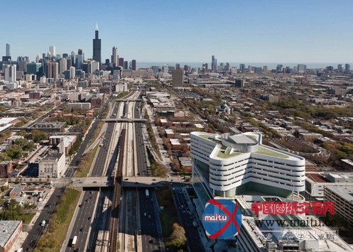 Perkins等设计的美国拉什大学新医疗中心