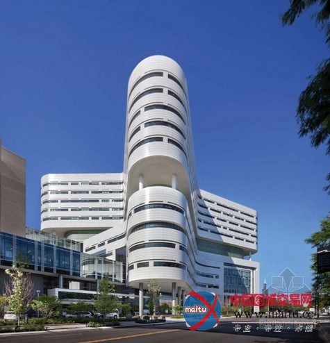 Perkins等设计的美国拉什大学新医疗中心