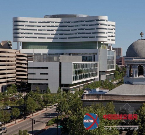 Perkins等设计的美国拉什大学新医疗中心