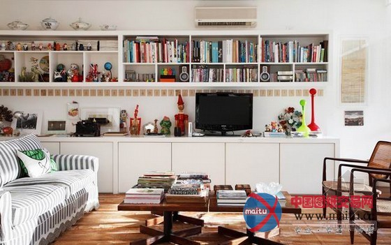 丰富色彩配饰的巴西公寓设计