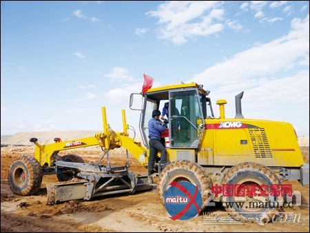 徐工平地机征战内蒙鄂尔多斯乌兰荣恒煤矿