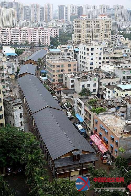 海口“最美”违建:如同火车贯穿市区规划路