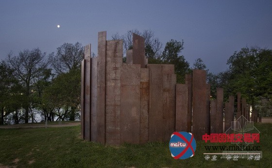 美国德州鸟夫人湖巧妙的雕塑卫生间