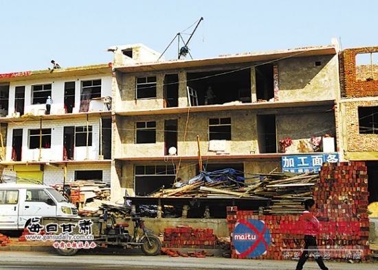 兰州雁滩违建修建愈演愈烈无人监管