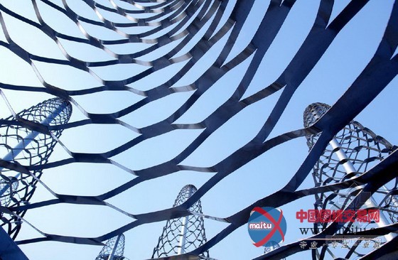 北京奥林匹克公园中的Spiky雕塑