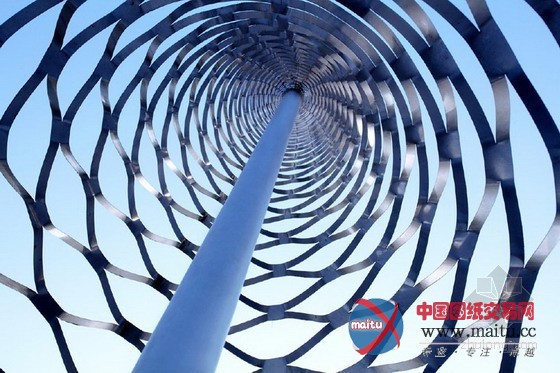 北京奥林匹克公园中的Spiky雕塑