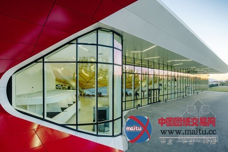 UNStudio设计的土耳其库塔伊西国际机场