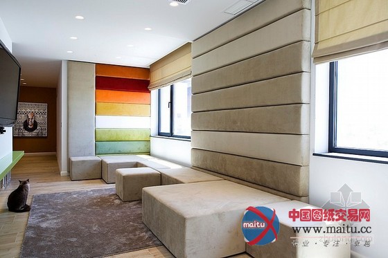 阁楼公寓室内设计 简单的奢华感