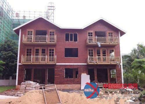 海口最美违建“生死未卜” 童话木楼造价200万元