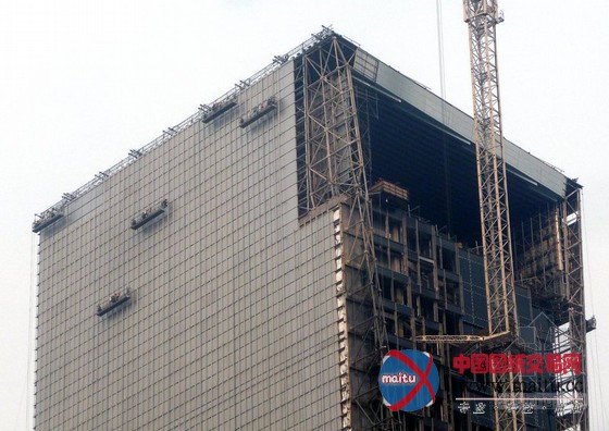 央视过火楼明年6月竣工 消防水直达30层