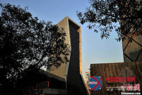 央视过火楼明年6月竣工 消防水直达30层