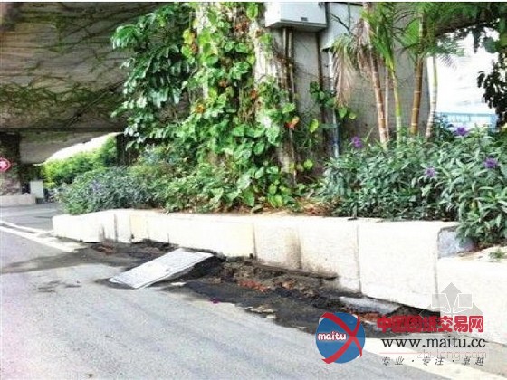 事件追踪 福州高架桥桥墩地面下沉现裂缝