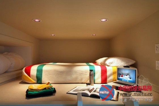 ·?3£?-μ?μ?°×é???ü°èeμ??ò?ó×°ê?éè??