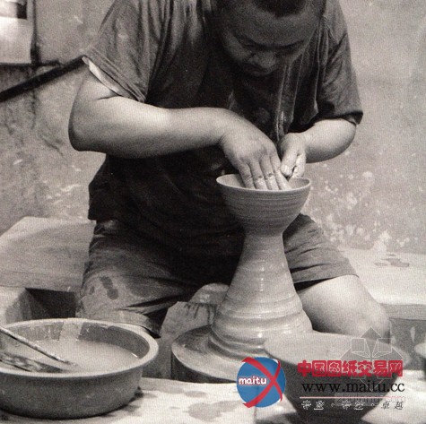 PWFERRETTO+UTOP设计的韩国新陶艺博物馆