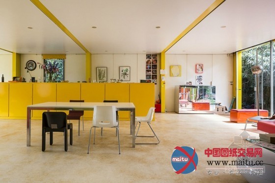 伦敦五颜六色装饰的私人住宅设计