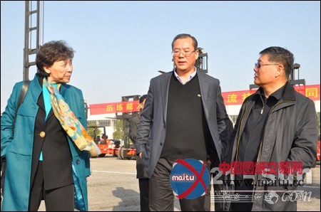 “合力杯”工程机械修理工叉车技能赛举行