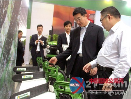 奇瑞重工盛装亮相第三届海峡两岸农机展