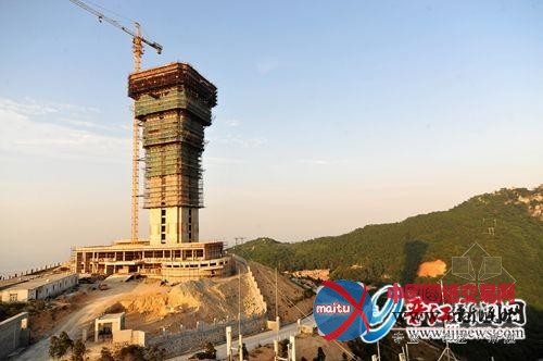 探台风瞰全城 紫帽山上“泉州第一眼”封顶