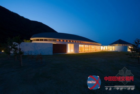 日本三头鲸鱼室内温泉中心设计 形式独特