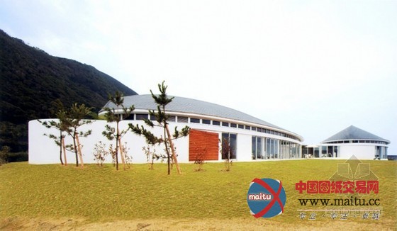 日本三头鲸鱼室内温泉中心设计 形式独特