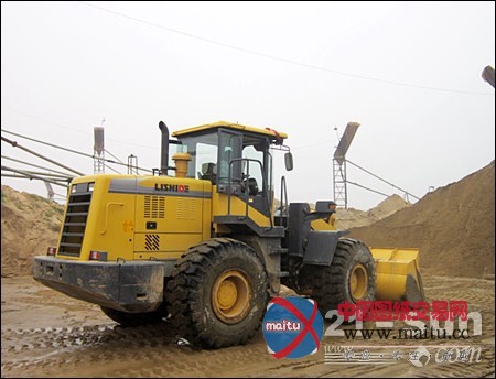 力士德CL955高卸装载机成功开拓皖北市场