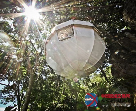 轻盈的球形茧树屋 为绿色生活而设计