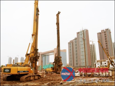 雷沃旋挖钻施工技术培训登陆武汉受好评