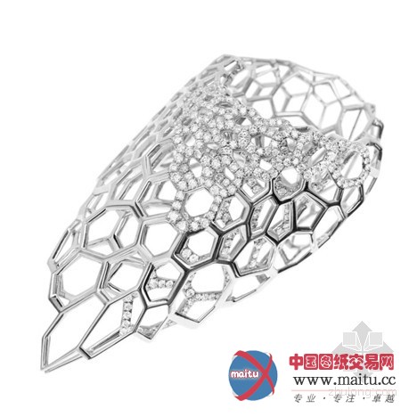 扎哈最新设计:Caspita限量版网状金丝新款戒指