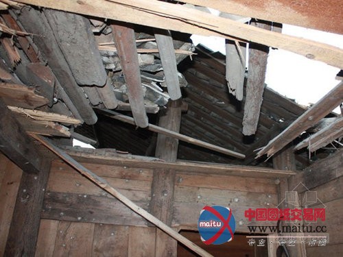 嫦娥三号火箭残骸坠落邵阳绥宁 两民房被砸